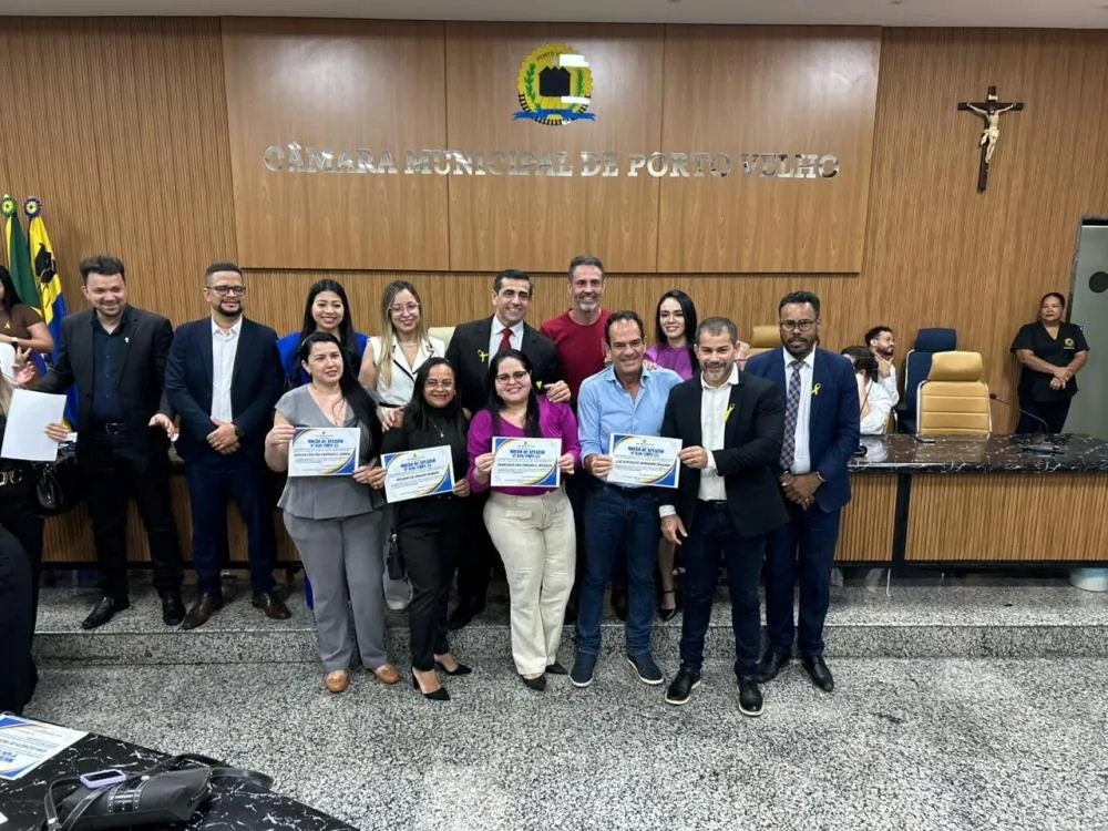 Nilton Souza destaca papel essencial dos farmacêuticos em solenidade na Câmara Municipal