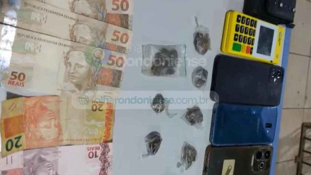 AÇÃO DO 5º BPM: PM apreende dr0g4s e objetos suspeitos no bairro do Roque