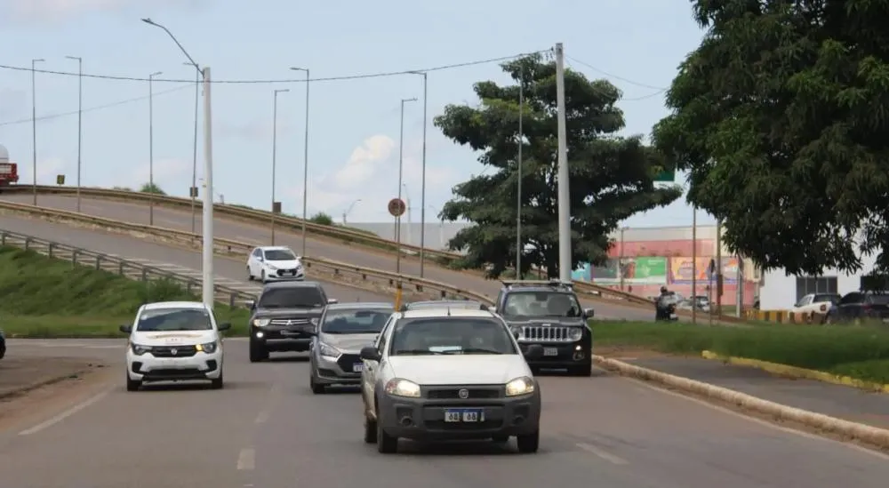 Prazo para licenciamento de veículos com placa final 6 termina nesta terça-feira em Rondônia