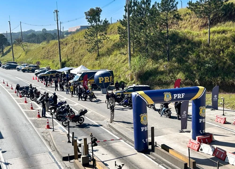 MOTOCICLISTAS ESTÃO EM QUASE METADE DOS ACIDENTES NAS BRs; PRF REFORÇA ALERTA SOBRE SEGURANÇA