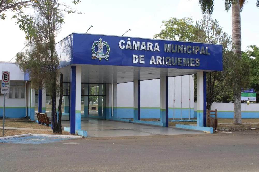 Polícia Civil deflagra Operação Commensalis para apurar fraudes em licitações na Câmara de Ariquemes