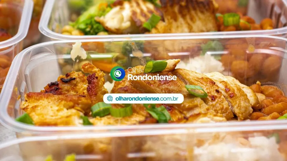 Almoçar fora custa mais em 2025: preço subiu 10,63% em relação a maio do ano passado