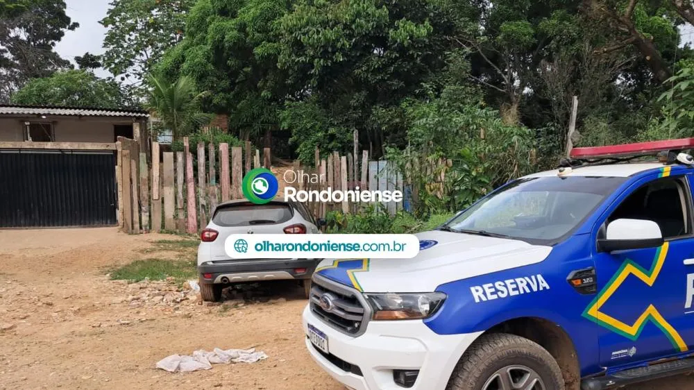 ATAQUE À LUZ DO DIA: Idosa cadeirante é assaltada ao sair de carro em frente a banco em Porto Velho; veículo é recuperado em beco conhecido pelo tráfico