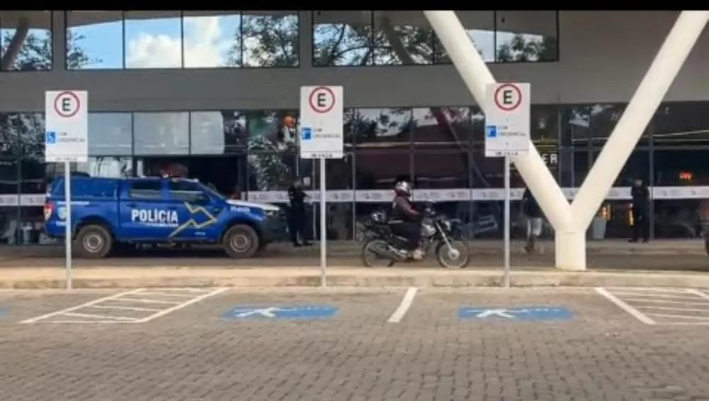 Homem em situação de rua sofre tentativa de homicídio em frente à rodoviária de Porto Velho