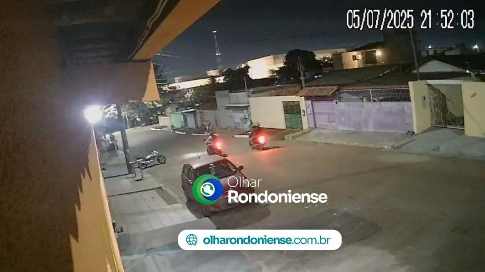 CONFIRA O VÍDEO: Criminosos furtam moto em frente de residência no bairro Flodoaldo Pontes Pinto
