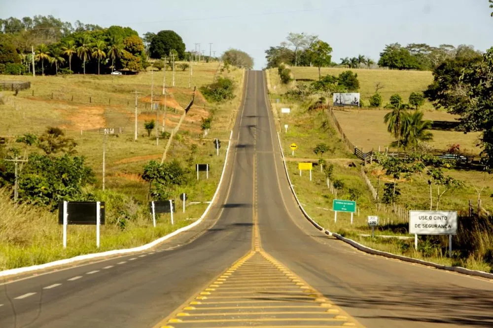 Governador Marcos Rocha entrega 84 km de asfalto na RO 370 que reflete no desenvolvimento do estado