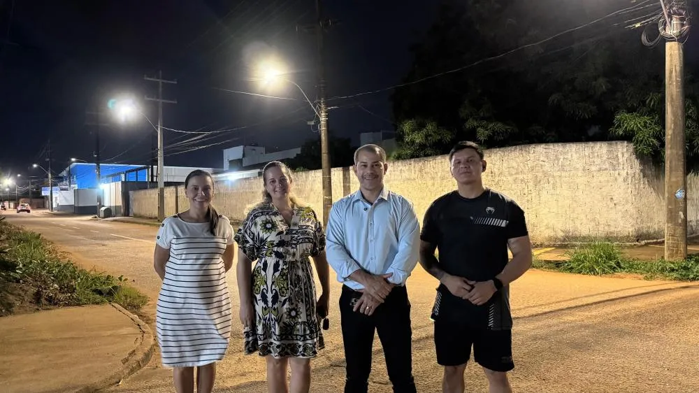 Bairro Industrial recebe iluminação e melhorias após pedido do vereador Nilton Souza
