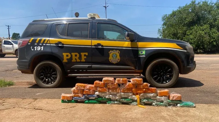 Porto Velho: PRF apreende 43 tabletes de pasta base de cocaína na Capital