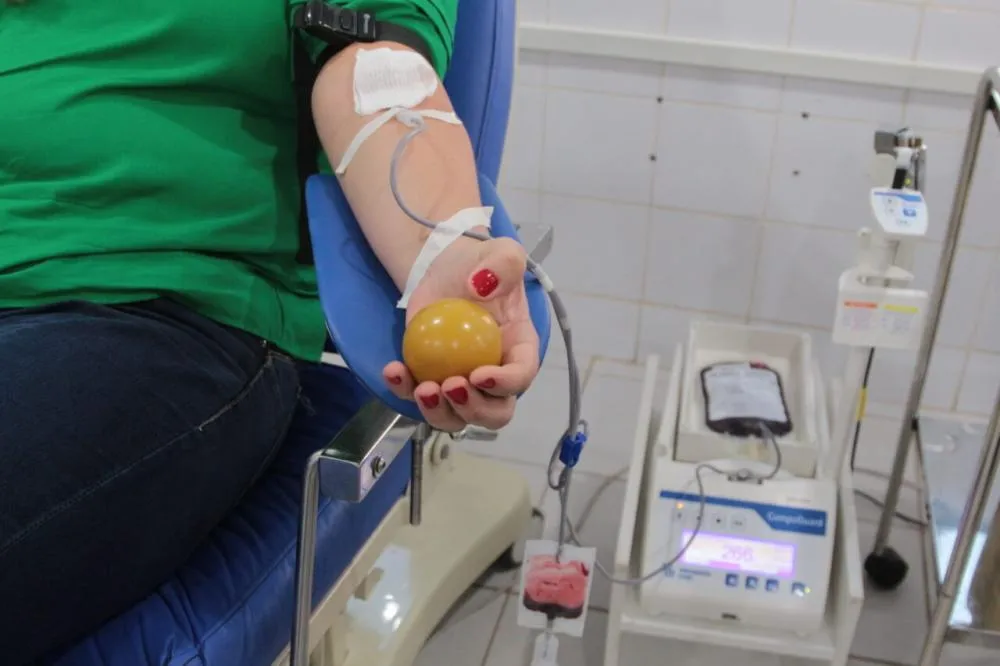 Fhemeron busca parcerias para garantir estoque de sangue seguro e divulga horário especial de coleta no Carnaval